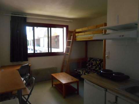 Location appartement 1 pièce Aix-en-Provence 13