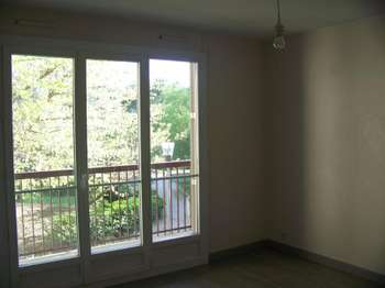 Location Appartement 2 piècesAix-en-Provence