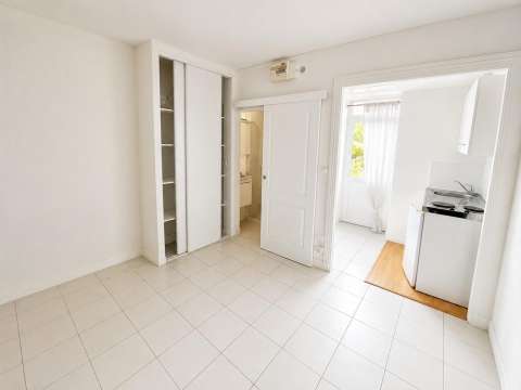 Location appartement 1 pièce Alençon Centre - Montsort 61