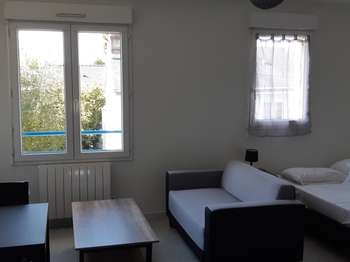 Location StudioAngers Saint-Léonard Madeleine