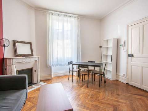 Location appartement 2 pièces Angers Saint-Serge 49