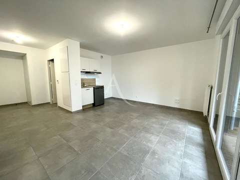 Location Studio 1 pièce Angers Saint-Serge 49