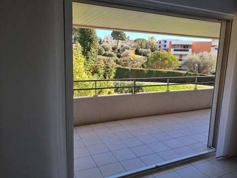 Location appartement 2 pièces Antibes 06