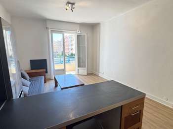 Location Appartement 2 piècesAntibes