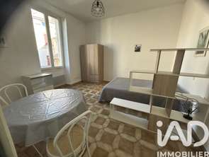Location Appartement T1Aramon