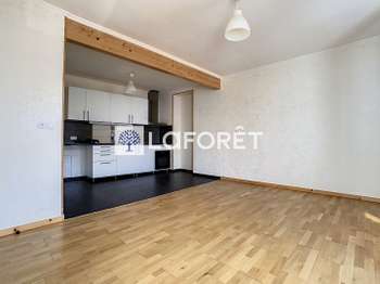 Location Appartement 3 piècesArgentonnay