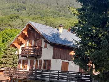 Location Appartement 5 piècesAuris