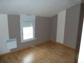 Location Appartement 3 piècesAzé