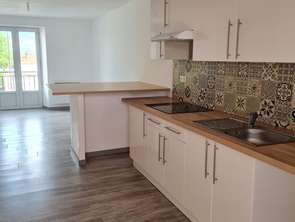 Location Appartement 3 piècesBains