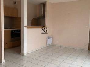 Location Appartement 3 piècesBeautour