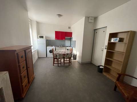 Location appartement 2 pièces Bessé-sur-Braye 72