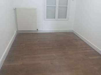 Location Appartement 3 piècesBessé-sur-Braye