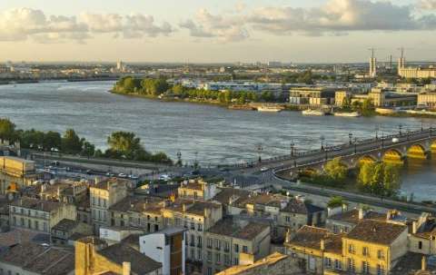 Location appartement 2 pièces Bordeaux 33