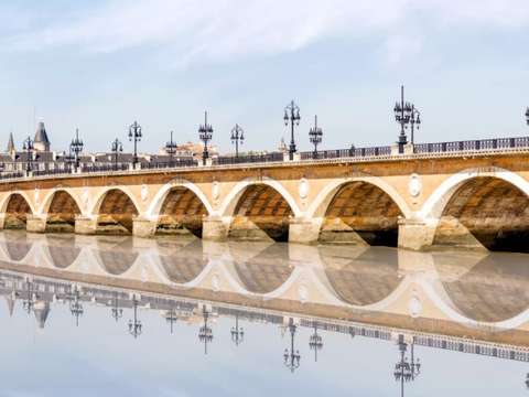 Location appartement 2 pièces Bordeaux 33