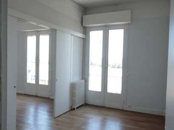 Location Appartement 3 piècesBordeaux