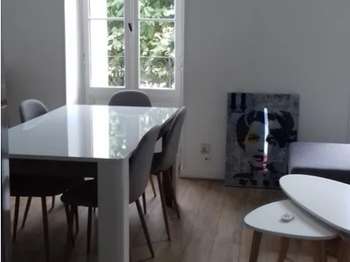 Location Appartement 4 piècesBordeaux