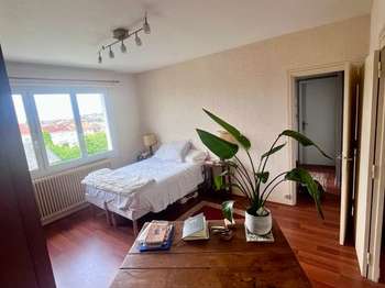 Location Appartement 3 piècesBordeaux