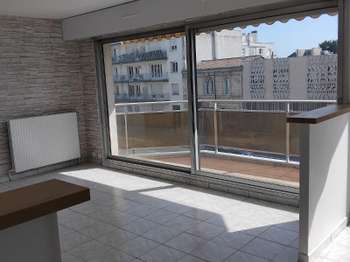 Location Appartement 4 piècesBordeaux