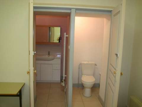 Location appartement 1 pièce Bourges 18