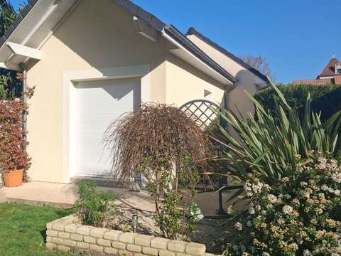 Location appartement 1 pièce Bourges 18