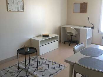 Location appartement 1 pièce Bourges 18