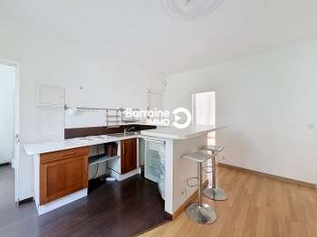 Location Appartement 3 piècesBrest Pilier Rouge