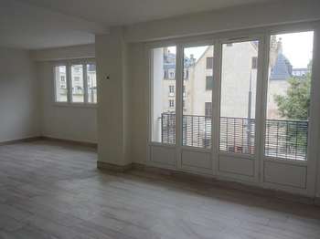 Location Appartement 5 piècesCaen Centre Ancien