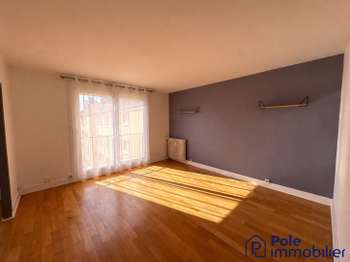 Location Appartement 3 piècesCaen Le Port - Ste-Thérèse