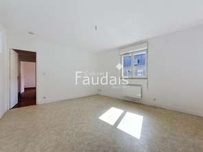 Location Appartement 3 piècesCaumont-l'Evente