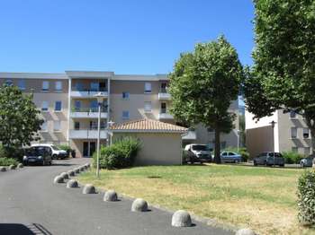 Location Appartement 2 piècesCenon