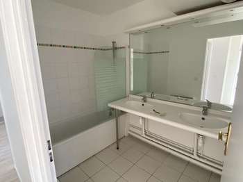 Location Appartement 4 piècesCergy