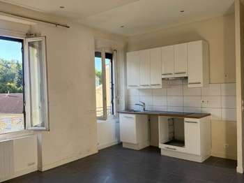 Location Appartement 3 piècesCharbonnières-les-Bains
