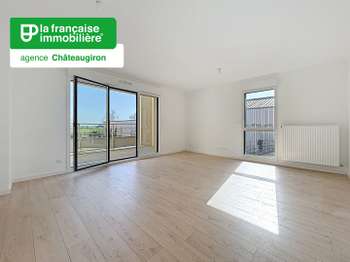 Location Appartement 3 piècesChâteaugiron