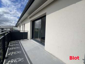 Location Appartement 3 piècesChâteaugiron