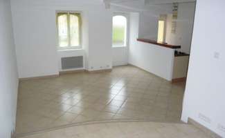 Photo Location appartement Cherré