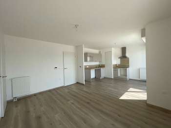 Location Appartement 3 piècesCormelles-le-Royal