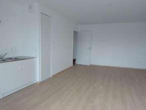 Location Appartement 3 piècesCoulaines