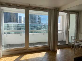 Location Appartement 3 piècesCourbevoie