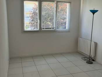 Location Appartement T1Courbevoie