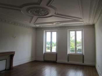 Location Appartement 3 piècesCourcelles-Chaussy
