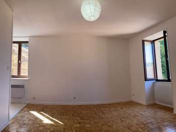 Location Appartement 2 piècesCrémieu