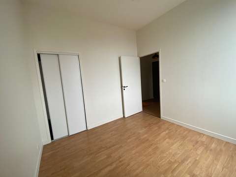 Location appartement 3 pièces Dinan 22