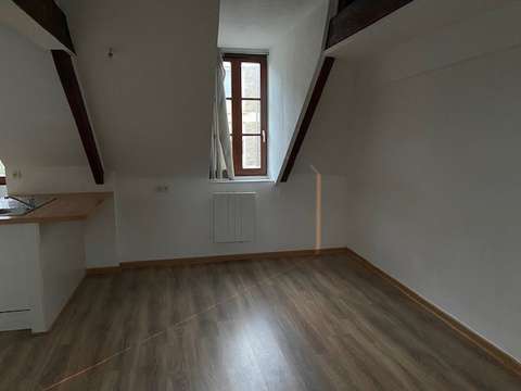 Location appartement 2 pièces Dinan 22