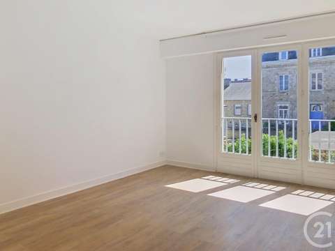 Location appartement 2 pièces Dinan 22
