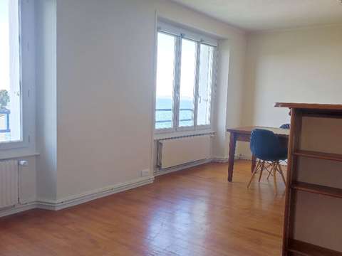 Location appartement 4 pièces Location appartement 4 pièces