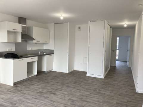 Location appartement 2 pièces Épron 14