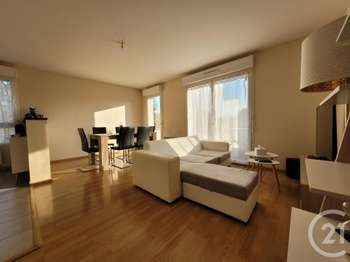 Location Appartement 3 piècesÉtrelles