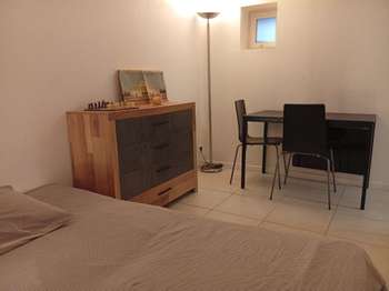 Location appartement 1 pièce Eyguières 13