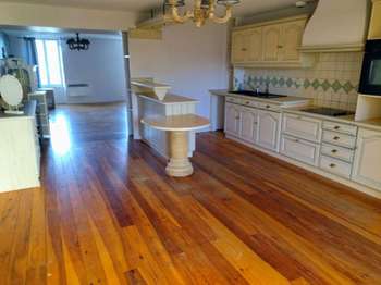 Location appartement 7 pièces Fenioux 79