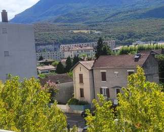 Location Appartement 3 piècesFontaine